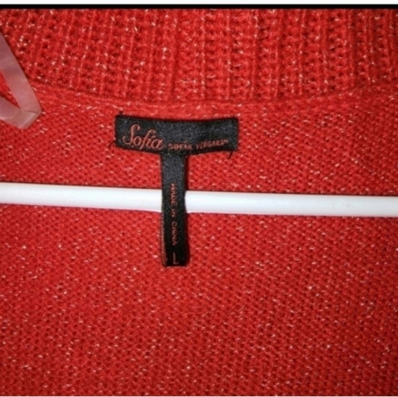 🍂🍁Sofia red sweater size large.  Fits like a 1x - Picture 2 of 4